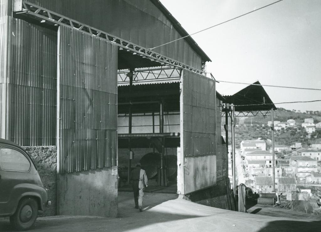 Stabilimento Walter Tosto, 1964